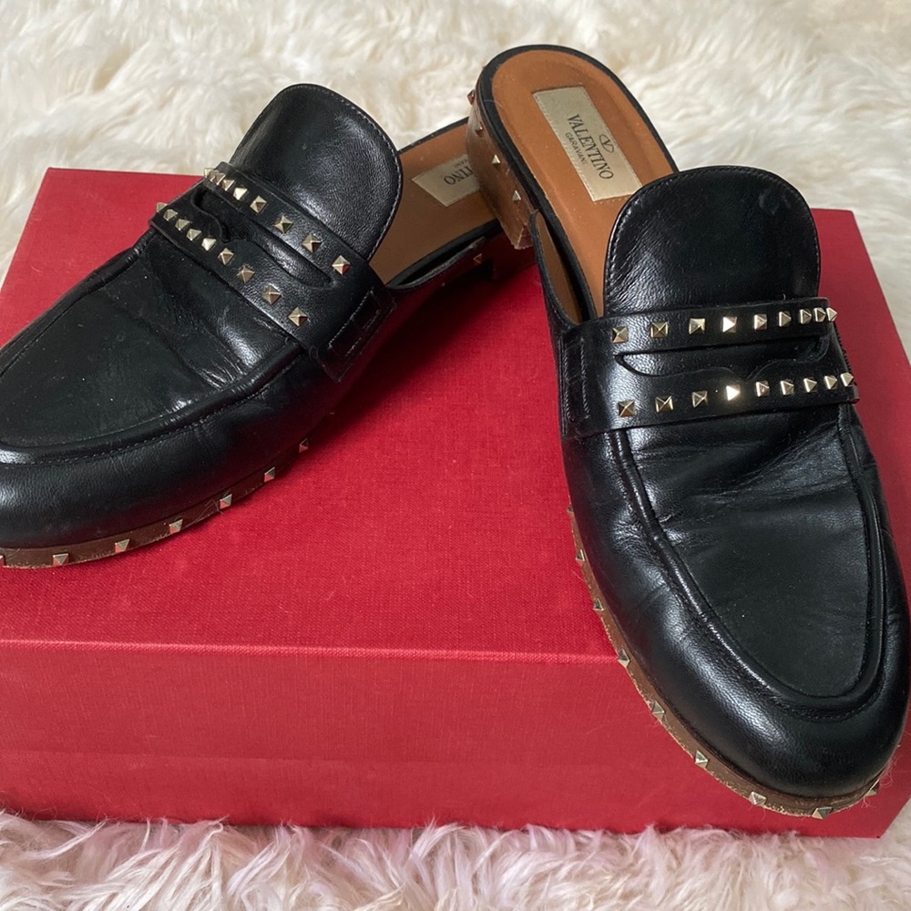 Valentino Black Leather Soul Rockstud Flat Mule